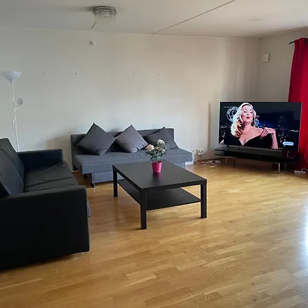 M5 Center Oslo, 110 Mt, 3 Bedrooms, 2 Toilette, 120 Mt Apartament Oslo